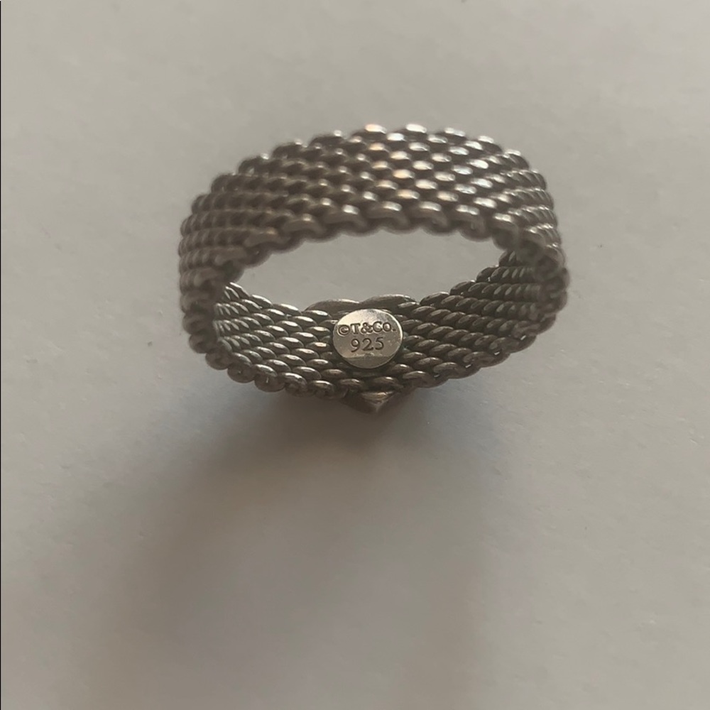 Tiffany & Co. Silver Mesh Heart Ring on Tiffany Blue Pouch - Picture 3 of 6